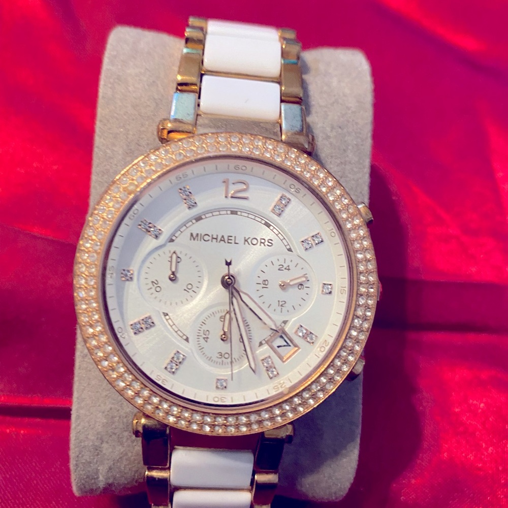 Michael kors rose gold watch